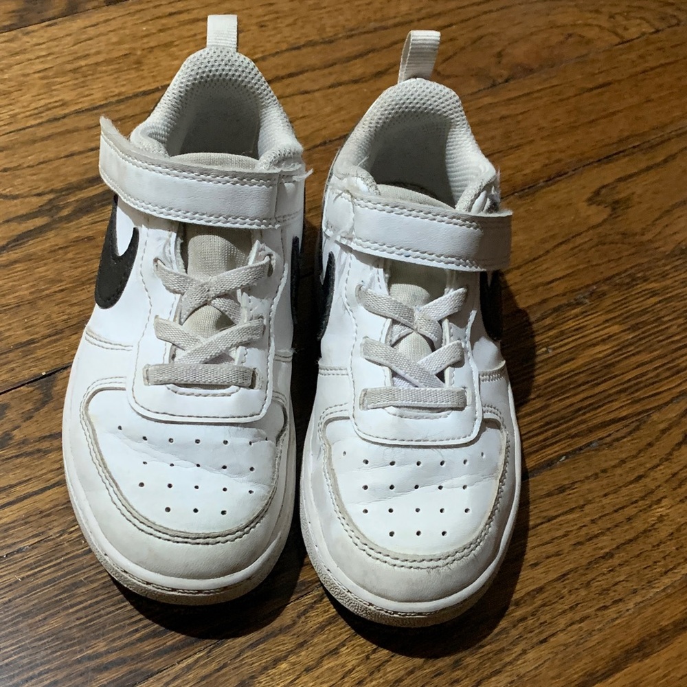 Nike Kids White and Black Sneakers